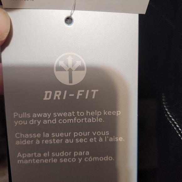 Nee Nike Dri Fit Black Racerback Athletic Top Sz M Back Pockets White Trim - Picture 8 of 10